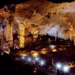 grotte-de-thien-duong-province-de-quang-binh-vietnam
