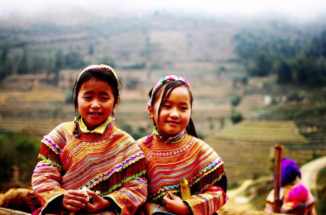 Photos Bac Ha Vietnam des enfants ethniques