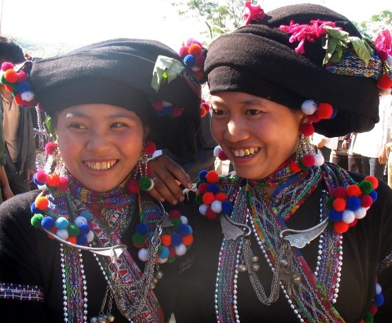 des-femmes-hmongs-a-tam-duong