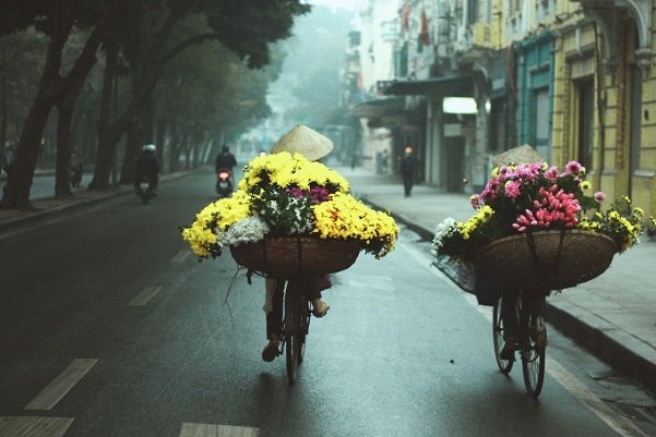 Vendeuses dans la capitale de Hanoi