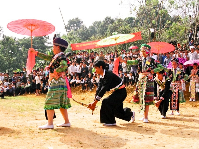 Cérémonie de Purification du Village (Lễ Quét Làng) - festivals à Sapa