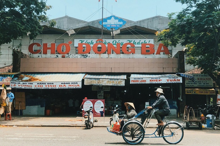 Le marché de Dong Ba Hue Vietnam