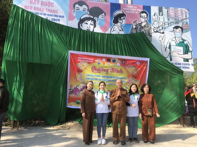 Horizon Vietnam et groupe caritatif dans le district de Vi Xuyen, Ha Giang