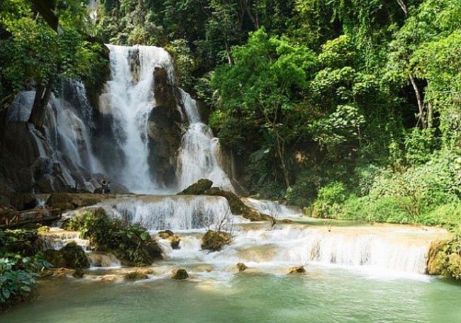 Cascade de Go Lao Mai Chau Vietnam