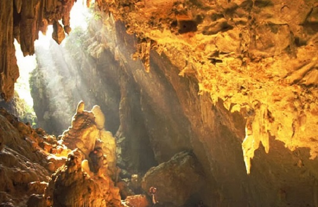 Grotte de Chieu Mai Chau Hoa Binh Vietnam