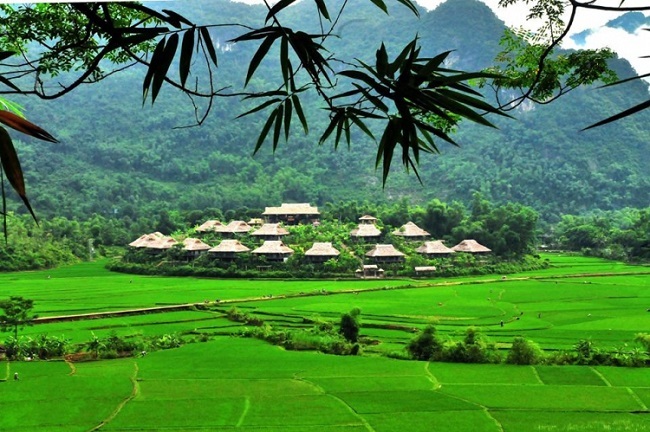 Village de Pom Coong à Mai Chau Vietnam