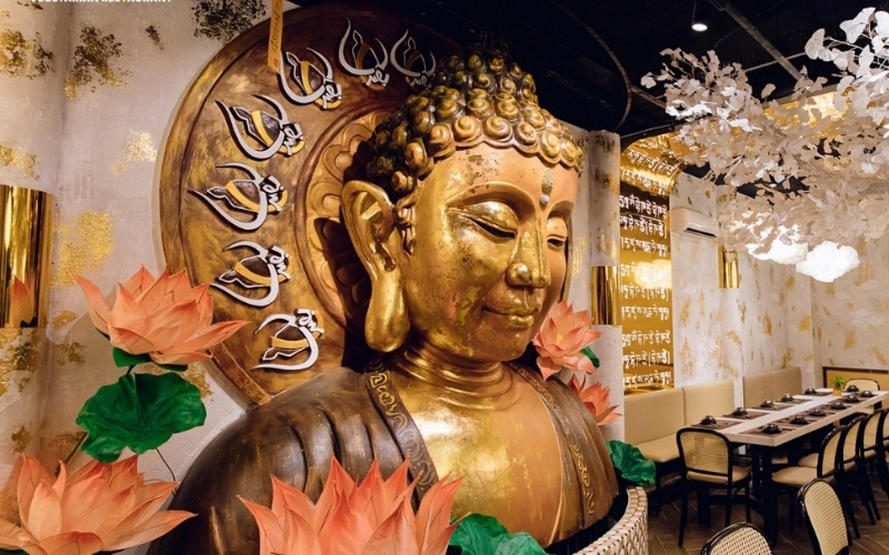 L'espace du Phật Dược Sư (Bouddha de la Médecine) a été conçu chez Chay Tuệ