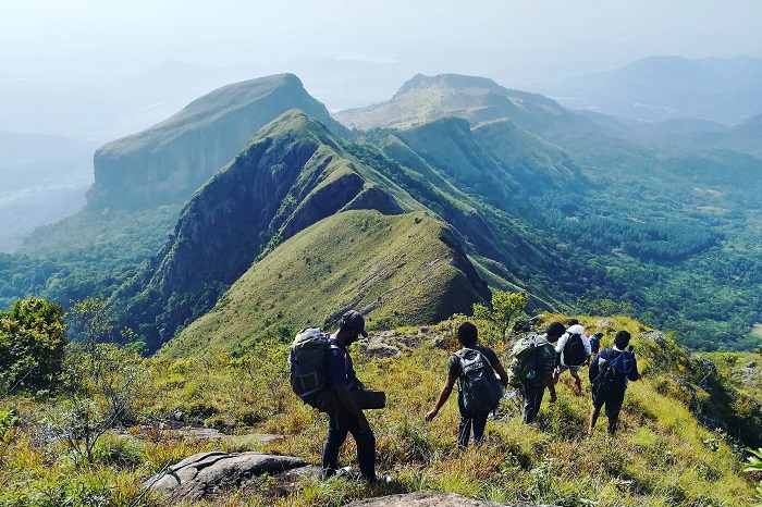 knuckles trekking sri lanka voyage