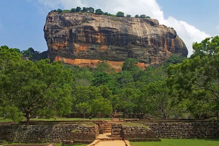 Visiter Sigiriya Rocher du lion Sri Lanka