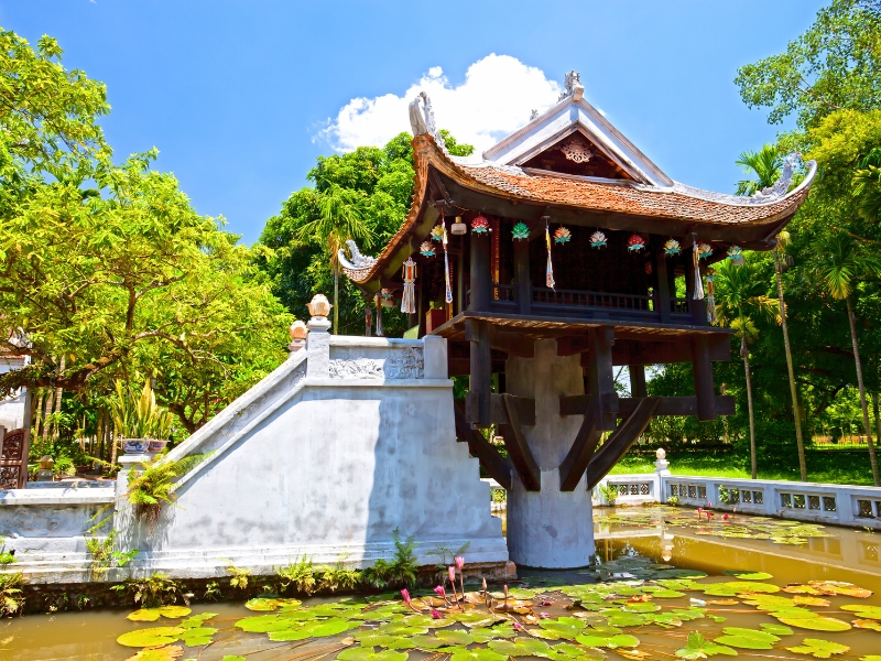 La pagode au Pilier Unique, joyau de Hanoï, s'inspire du lotus, symbole de pureté et d’élévation spirituelle.